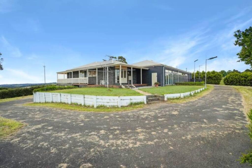 Narre Warren Farm Farm 20 People Villa Belgrave South Exterior foto